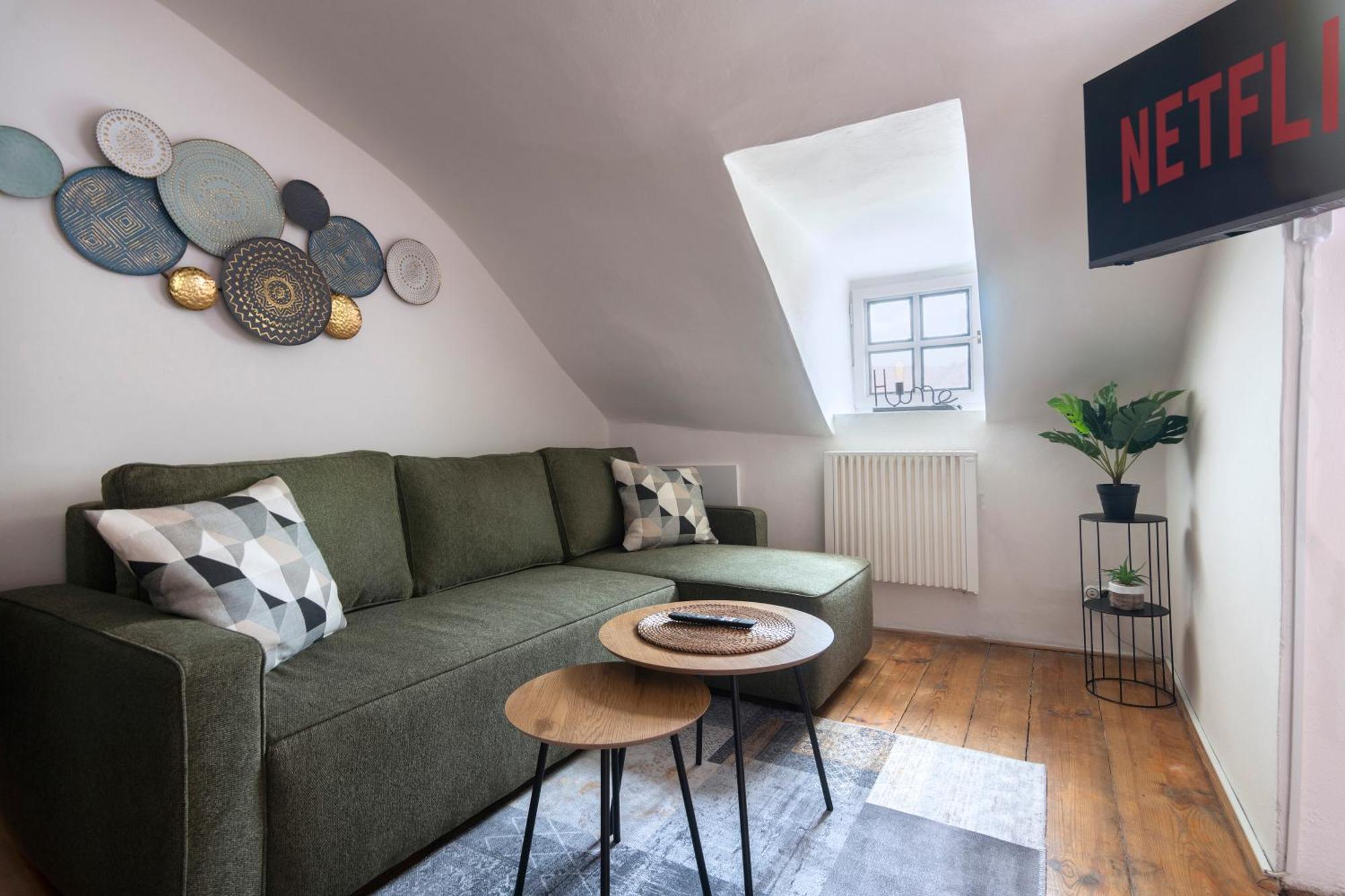20 Seconds To Charles Bridge Apartment Prague Exterior photo