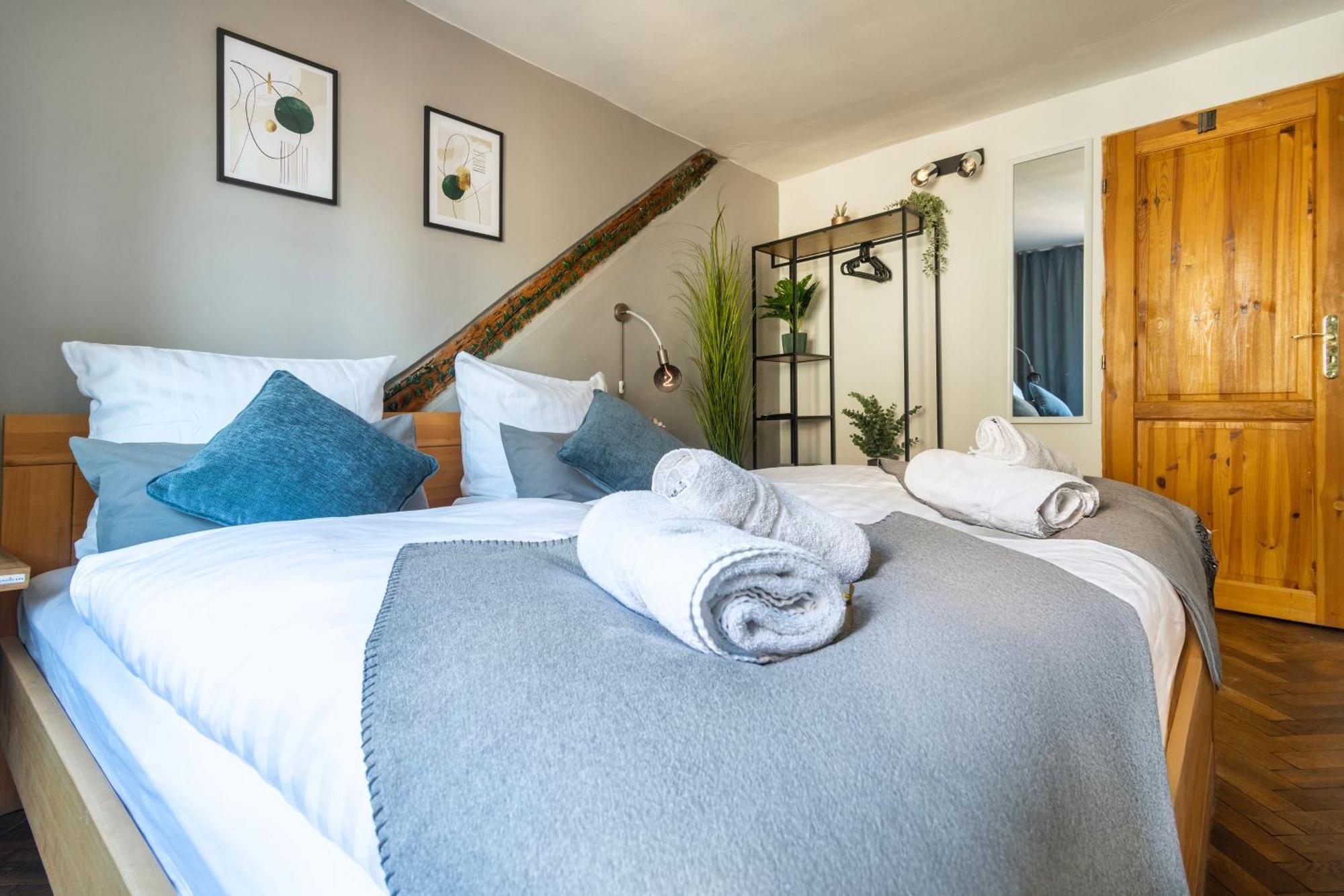 20 Seconds To Charles Bridge Apartment Prague Exterior photo
